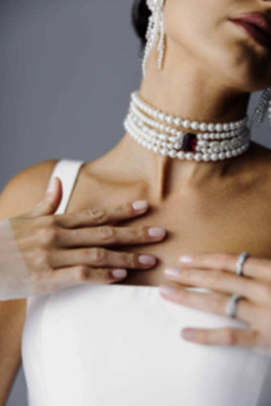 Detail českých perel Preciosa a křišťálu Pure Crystal