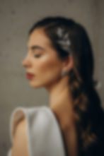 Jemná svatební ozdoba do vlasů s říčními perlami