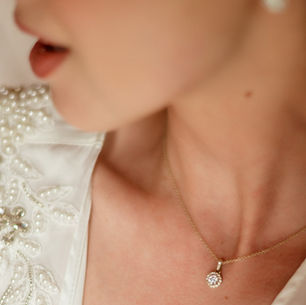 Nevěsta ve svatebním županu