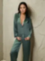 luxusní hedvábné pyžamo dámské s dlouhými rukávy a volnými kalhotami