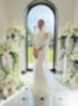 Svatební závoj s krajkovým lemem – jemný detail zakončení tylu