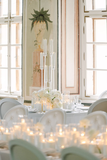 Nikol Hrušková Love Weddings